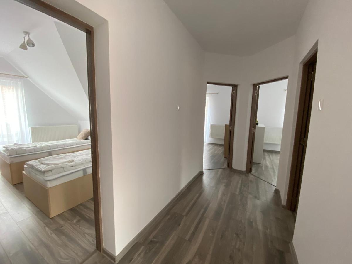 Fenyo Apartman House I Одореу Секуеш Екстериор снимка