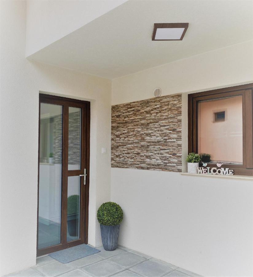 Fenyo Apartman House I Одореу Секуеш Екстериор снимка