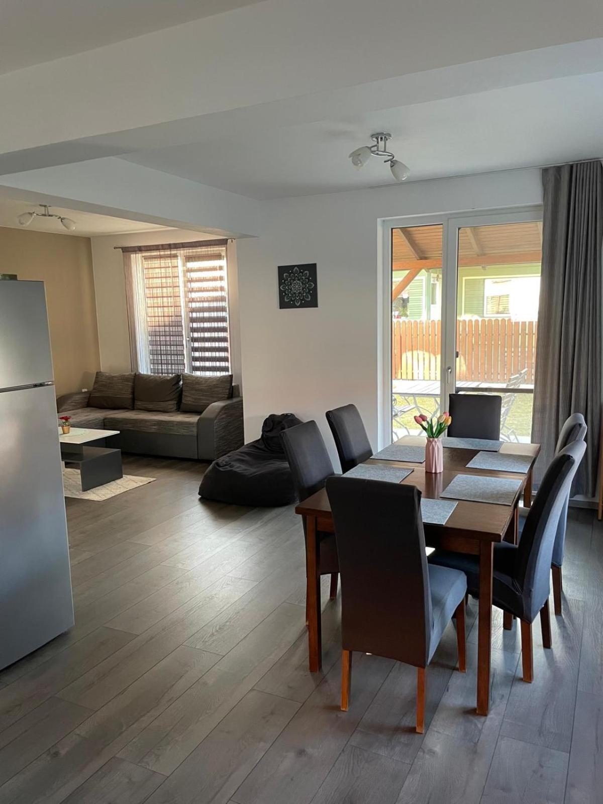 Fenyo Apartman House I Одореу Секуеш Екстериор снимка