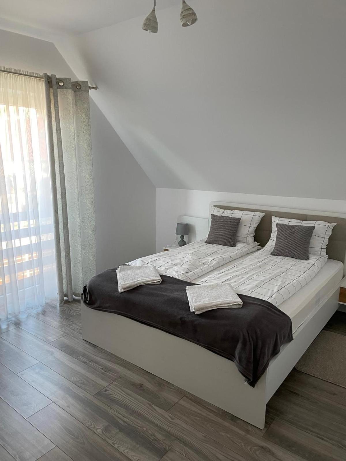 Fenyo Apartman House I Одореу Секуеш Екстериор снимка
